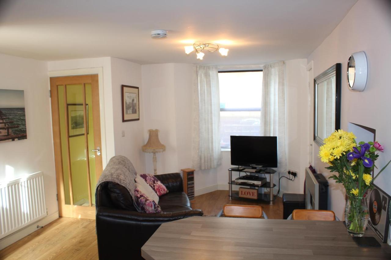 Cadame Appartement Whitby Buitenkant foto
